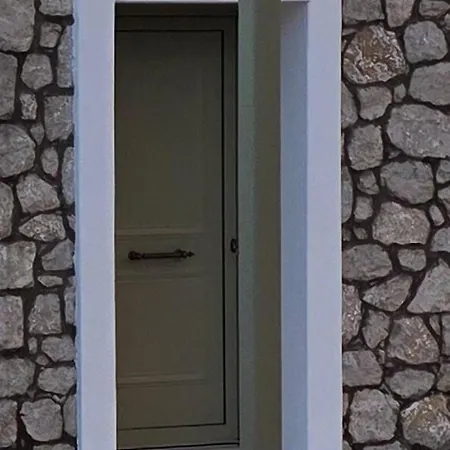 Fanes Breeze - Jasmin Φάνες